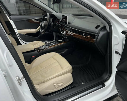 Білий Ауді А4, об'ємом двигуна 2 л та пробігом 84 тис. км за 20000 $, фото 48 на Automoto.ua