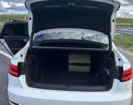 Ауді А4 2017 у Городке на Automoto.ua Білий Ауді А4, об'ємом двигуна 1.98 л та пробігом 230 тис. км за 18500 $, фото 9 на Automoto.ua