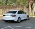 Білий Ауді А4, об'ємом двигуна 2 л та пробігом 142 тис. км за 17999 $, фото 6 на Automoto.ua