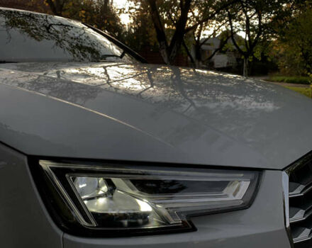 Белый Ауди А4, объемом двигателя 1.98 л и пробегом 149 тыс. км за 17700 $, фото 5 на Automoto.ua