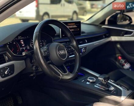 Білий Ауді А4, об'ємом двигуна 1.98 л та пробігом 112 тис. км за 19900 $, фото 13 на Automoto.ua