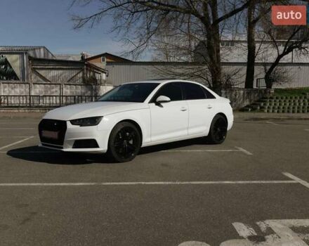 Белый Ауди А4, объемом двигателя 2 л и пробегом 156 тыс. км за 17500 $, фото 8 на Automoto.ua