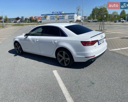 Белый Ауди А4, объемом двигателя 1.97 л и пробегом 300 тыс. км за 17723 $, фото 2 на Automoto.ua