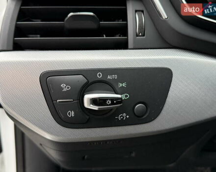 Белый Ауди А4, объемом двигателя 2 л и пробегом 178 тыс. км за 14999 $, фото 48 на Automoto.ua