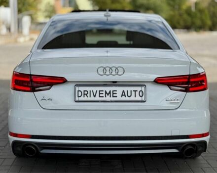 Білий Ауді А4, об'ємом двигуна 2 л та пробігом 173 тис. км за 16999 $, фото 5 на Automoto.ua