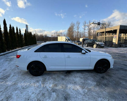 Белый Ауди А4, объемом двигателя 1.98 л и пробегом 140 тыс. км за 18800 $, фото 4 на Automoto.ua