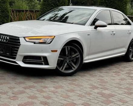 Белый Ауди А4, объемом двигателя 2 л и пробегом 82 тыс. км за 14000 $, фото 4 на Automoto.ua