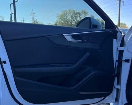 Белый Ауди А4, объемом двигателя 1.98 л и пробегом 162 тыс. км за 19200 $, фото 13 на Automoto.ua