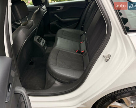 Белый Ауди А4, объемом двигателя 1.97 л и пробегом 237 тыс. км за 19999 $, фото 24 на Automoto.ua