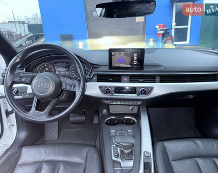 Белый Ауди А4, объемом двигателя 2 л и пробегом 38 тыс. км за 16700 $, фото 8 на Automoto.ua