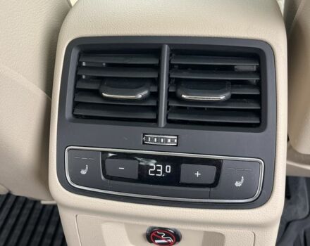 Белый Ауди А4, объемом двигателя 2 л и пробегом 170 тыс. км за 20000 $, фото 5 на Automoto.ua