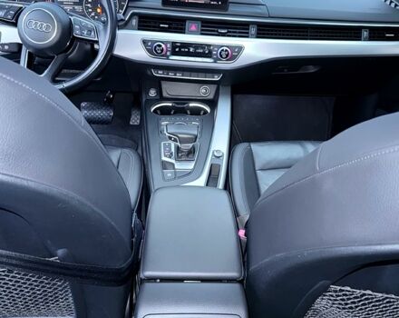 Білий Ауді А4, об'ємом двигуна 2 л та пробігом 38 тис. км за 16700 $, фото 7 на Automoto.ua