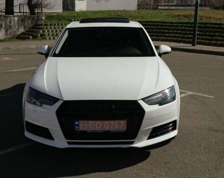 Белый Ауди А4, объемом двигателя 2 л и пробегом 156 тыс. км за 17500 $, фото 4 на Automoto.ua