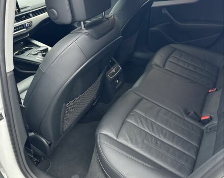 Белый Ауди А4, объемом двигателя 2 л и пробегом 140 тыс. км за 14300 $, фото 4 на Automoto.ua