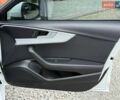 Білий Ауді А4, об'ємом двигуна 2 л та пробігом 179 тис. км за 13800 $, фото 31 на Automoto.ua
