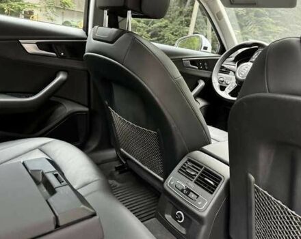 Белый Ауди А4, объемом двигателя 2 л и пробегом 82 тыс. км за 14000 $, фото 18 на Automoto.ua