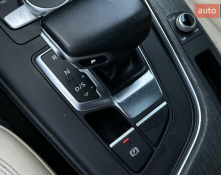 Белый Ауди А4, объемом двигателя 2 л и пробегом 222 тыс. км за 18199 $, фото 3 на Automoto.ua