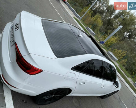 Белый Ауди А4, объемом двигателя 1.98 л и пробегом 229 тыс. км за 16499 $, фото 5 на Automoto.ua