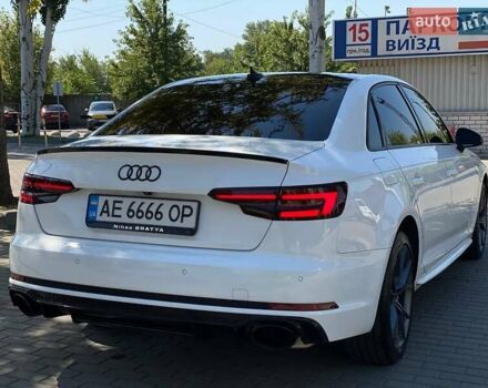 Білий Ауді А4, об'ємом двигуна 1.98 л та пробігом 112 тис. км за 19900 $, фото 7 на Automoto.ua