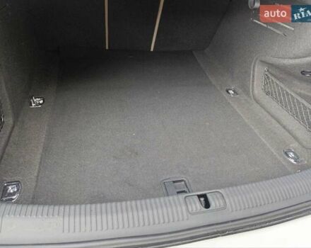 Білий Ауді А4, об'ємом двигуна 1.98 л та пробігом 105 тис. км за 20000 $, фото 17 на Automoto.ua