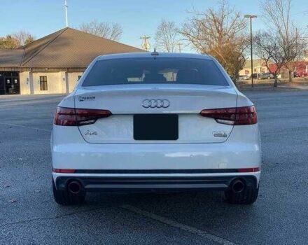 Белый Ауди А4, объемом двигателя 2 л и пробегом 45 тыс. км за 5500 $, фото 3 на Automoto.ua
