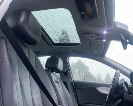 Белый Ауди А4, объемом двигателя 2 л и пробегом 65 тыс. км за 15600 $, фото 7 на Automoto.ua