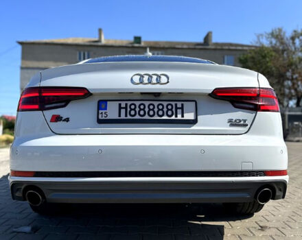 Белый Ауди А4, объемом двигателя 2 л и пробегом 216 тыс. км за 19999 $, фото 10 на Automoto.ua