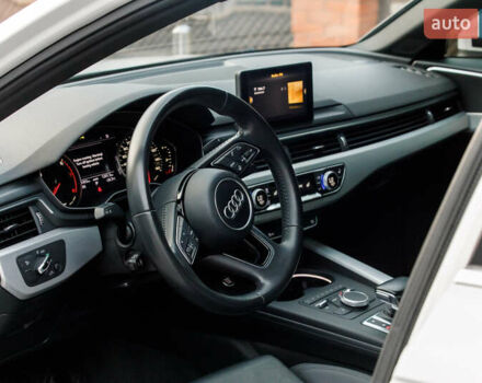 Білий Ауді А4, об'ємом двигуна 2 л та пробігом 145 тис. км за 18000 $, фото 18 на Automoto.ua