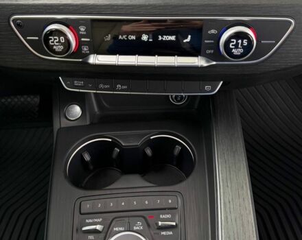 Білий Ауді А4, об'ємом двигуна 2 л та пробігом 173 тис. км за 16999 $, фото 16 на Automoto.ua