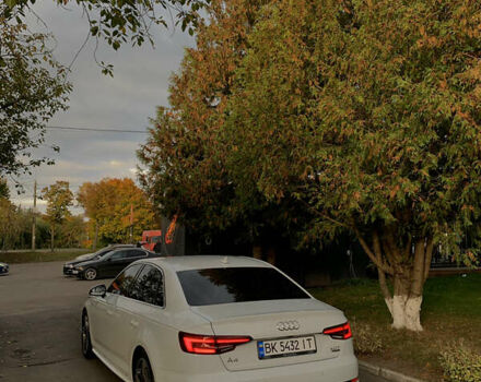 Белый Ауди А4, объемом двигателя 1.98 л и пробегом 149 тыс. км за 17700 $, фото 1 на Automoto.ua