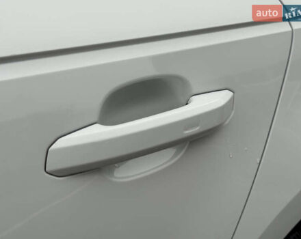 Білий Ауді А4, об'ємом двигуна 1.98 л та пробігом 163 тис. км за 17200 $, фото 21 на Automoto.ua