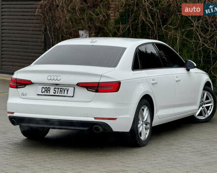 Белый Ауди А4, объемом двигателя 2 л и пробегом 178 тыс. км за 14999 $, фото 2 на Automoto.ua