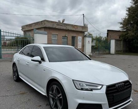 Белый Ауди А4, объемом двигателя 1.98 л и пробегом 105 тыс. км за 18700 $, фото 3 на Automoto.ua