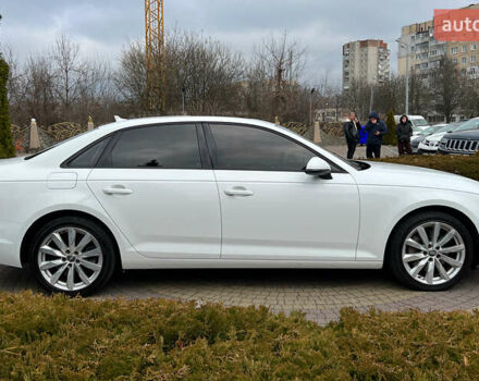 Белый Ауди А4, объемом двигателя 1.98 л и пробегом 185 тыс. км за 16700 $, фото 7 на Automoto.ua
