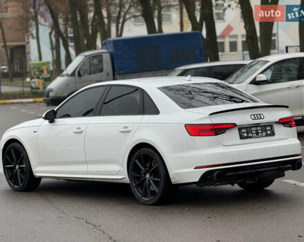Белый Ауди А4, объемом двигателя 2 л и пробегом 156 тыс. км за 17900 $, фото 5 на Automoto.ua