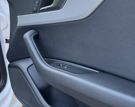 Белый Ауди А4, объемом двигателя 2 л и пробегом 209 тыс. км за 16700 $, фото 22 на Automoto.ua