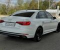 Білий Ауді А4, об'ємом двигуна 2 л та пробігом 173 тис. км за 16999 $, фото 4 на Automoto.ua