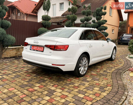 Белый Ауди А4, объемом двигателя 1.97 л и пробегом 237 тыс. км за 19999 $, фото 6 на Automoto.ua