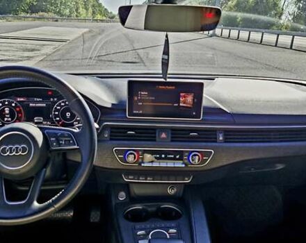 Белый Ауди А4, объемом двигателя 1.98 л и пробегом 150 тыс. км за 21999 $, фото 1 на Automoto.ua