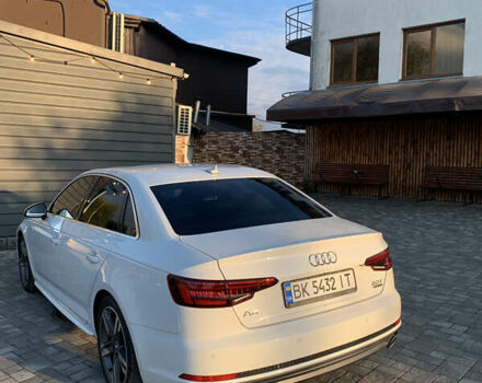 Белый Ауди А4, объемом двигателя 1.98 л и пробегом 149 тыс. км за 17700 $, фото 7 на Automoto.ua