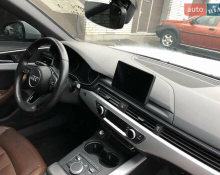 Білий Ауді А4, об'ємом двигуна 2 л та пробігом 173 тис. км за 12345 $, фото 47 на Automoto.ua