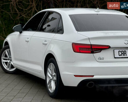 Белый Ауди А4, объемом двигателя 2 л и пробегом 178 тыс. км за 14999 $, фото 19 на Automoto.ua