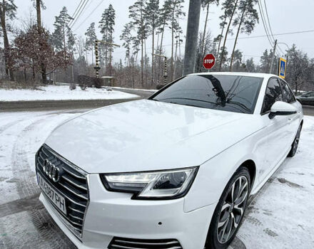 Белый Ауди А4, объемом двигателя 2 л и пробегом 335 тыс. км за 14900 $, фото 5 на Automoto.ua