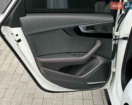 Белый Ауди А4, объемом двигателя 1.98 л и пробегом 210 тыс. км за 17999 $, фото 22 на Automoto.ua