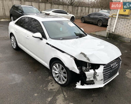 Білий Ауді А4, об'ємом двигуна 2 л та пробігом 173 тис. км за 12345 $, фото 4 на Automoto.ua