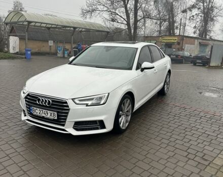 Белый Ауди А4, объемом двигателя 2 л и пробегом 140 тыс. км за 14300 $, фото 1 на Automoto.ua