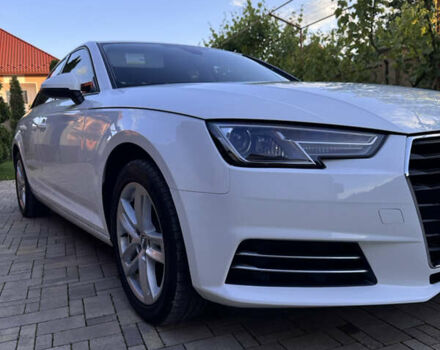 Белый Ауди А4, объемом двигателя 2 л и пробегом 209 тыс. км за 16700 $, фото 4 на Automoto.ua