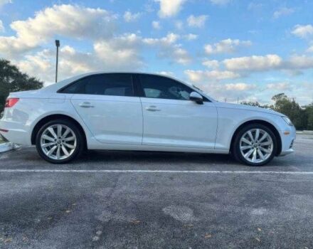 Белый Ауди А4, объемом двигателя 2 л и пробегом 98 тыс. км за 12999 $, фото 3 на Automoto.ua