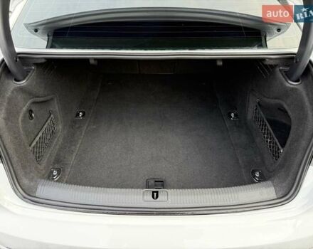 Білий Ауді А4, об'ємом двигуна 1.98 л та пробігом 139 тис. км за 16800 $, фото 22 на Automoto.ua