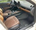Білий Ауді А4, об'ємом двигуна 2 л та пробігом 60 тис. км за 13000 $, фото 6 на Automoto.ua